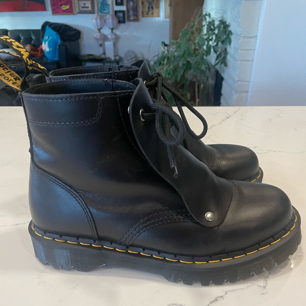 Dr Martens 101 Bex Lace Cover Ankle Boots Size 10W - Picture 2 of 8
